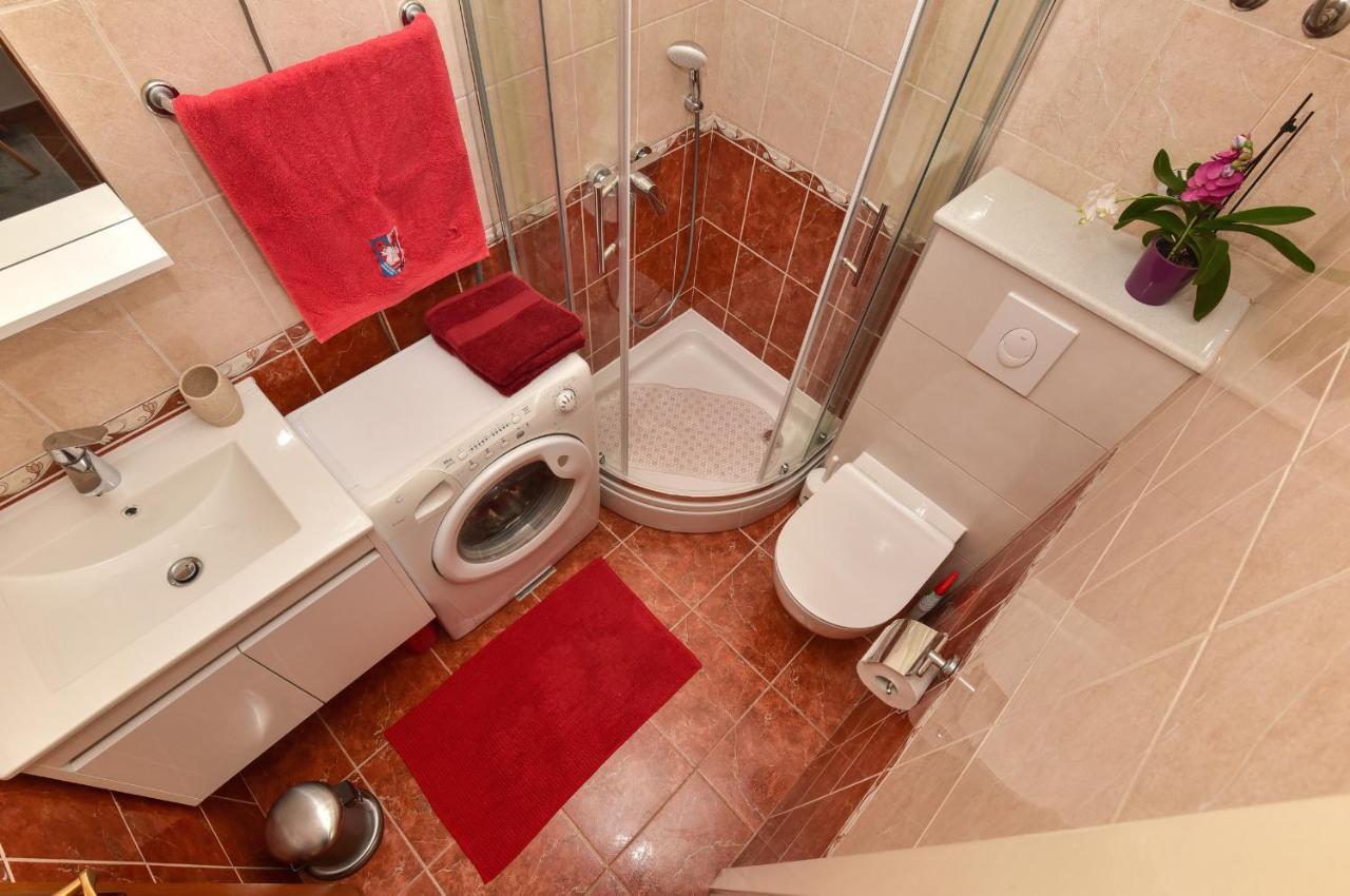 Antonio Apartment Макарска Екстериор снимка
