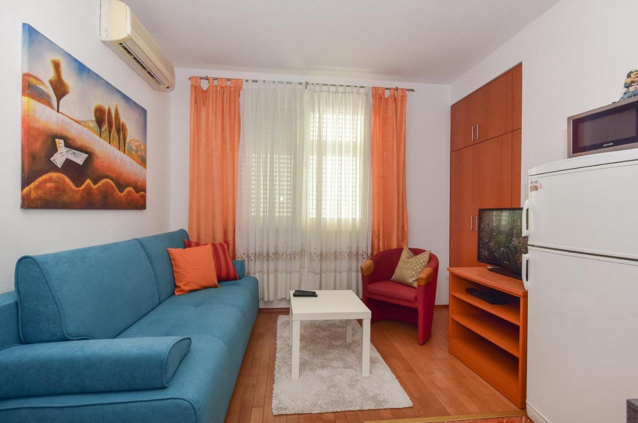 Antonio Apartment Макарска Екстериор снимка