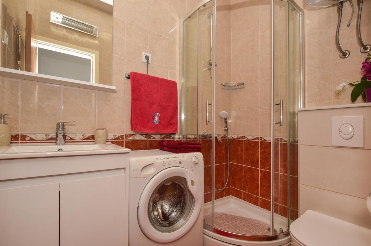 Antonio Apartment Макарска Екстериор снимка