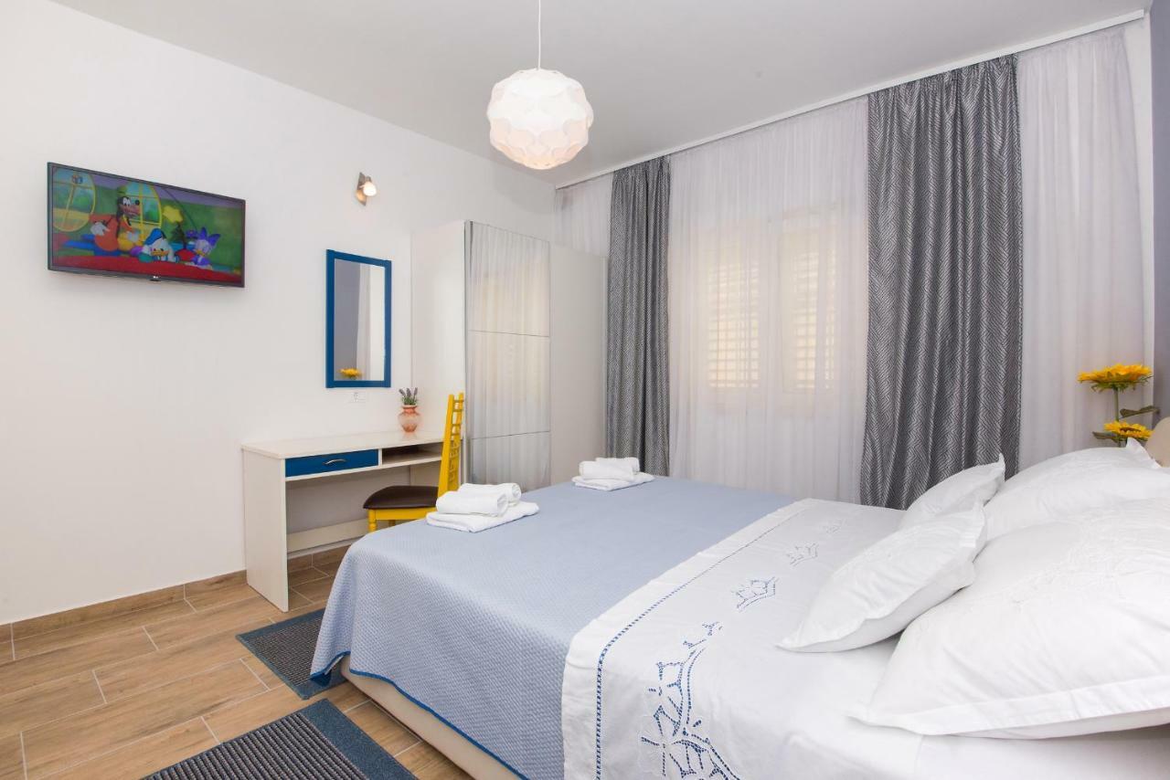 Antonio Apartment Макарска Екстериор снимка