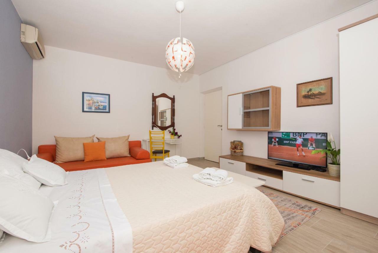 Antonio Apartment Макарска Екстериор снимка