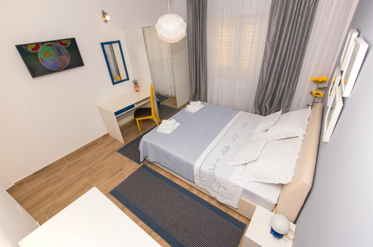 Antonio Apartment Макарска Екстериор снимка